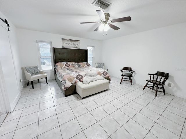 2404 SE 39TH AVENUE, Ocala, FL 34471
