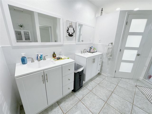 2404 SE 39TH AVENUE, Ocala, FL 34471
