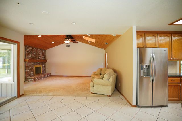 4904 El Don Dr, Rocklin, CA 95677