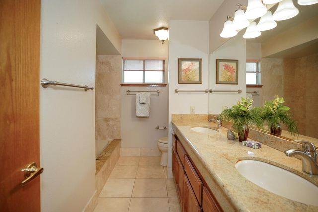 4904 El Don Dr, Rocklin, CA 95677