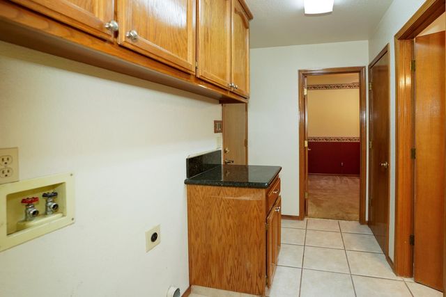 4904 El Don Dr, Rocklin, CA 95677