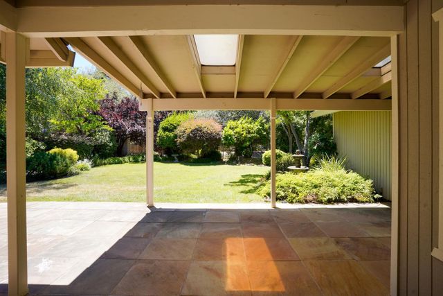 4904 El Don Dr, Rocklin, CA 95677