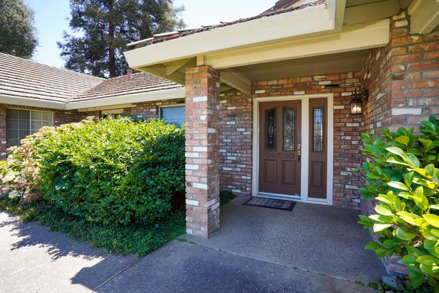 4904 El Don Dr, Rocklin, CA 95677