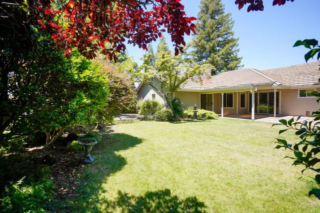 4904 El Don Dr, Rocklin, CA 95677