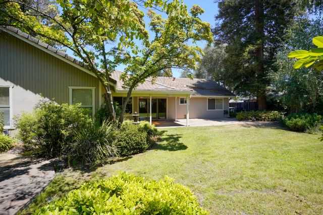 4904 El Don Dr, Rocklin, CA 95677
