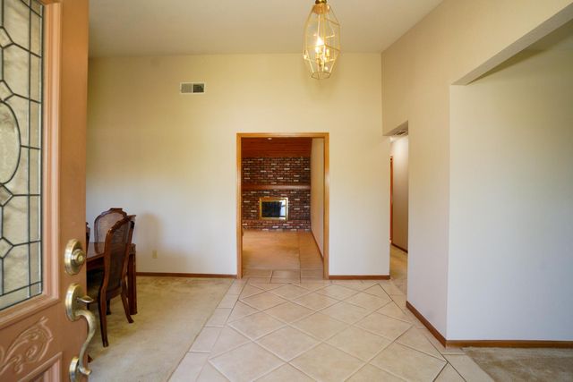4904 El Don Dr, Rocklin, CA 95677