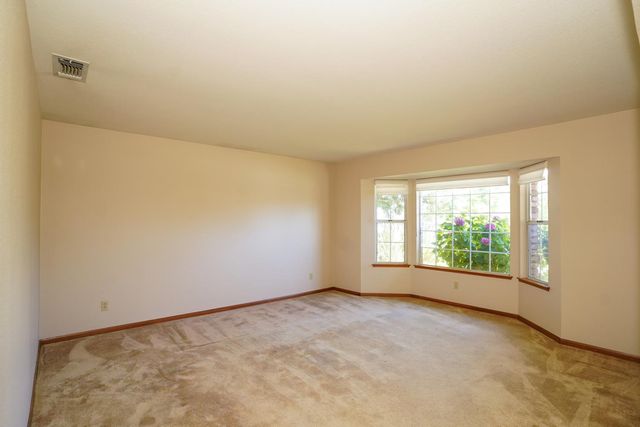 4904 El Don Dr, Rocklin, CA 95677