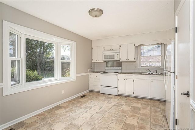 563 Alleghany Road, Fayetteville, NC 28304