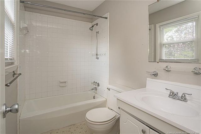 563 Alleghany Road, Fayetteville, NC 28304