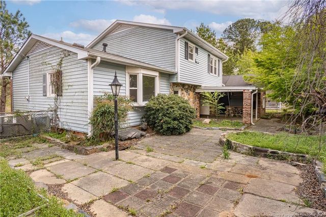 563 Alleghany Road, Fayetteville, NC 28304