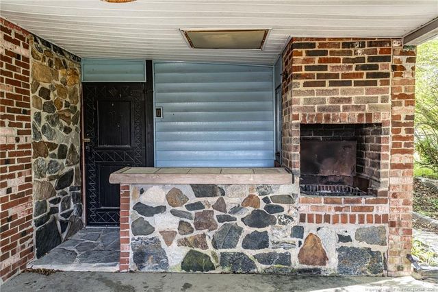 563 Alleghany Road, Fayetteville, NC 28304