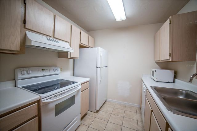 2360 SW ARCHER ROAD 907, Gainesville, FL 32608