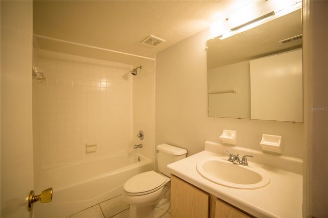 2360 SW ARCHER ROAD 907, Gainesville, FL 32608