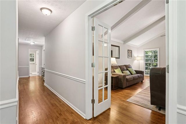 3284 Creekside Drive SE, Conyers, GA 30094