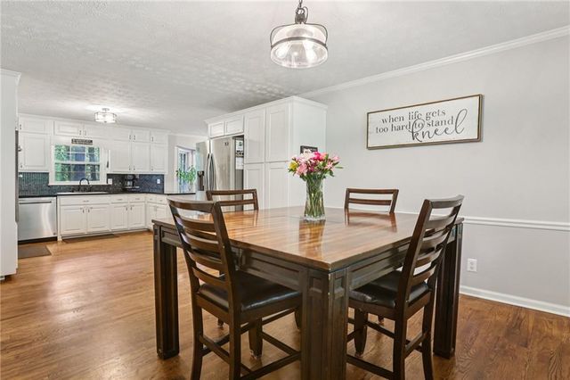 3284 Creekside Drive SE, Conyers, GA 30094