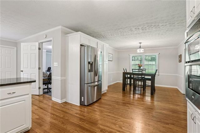 3284 Creekside Drive SE, Conyers, GA 30094