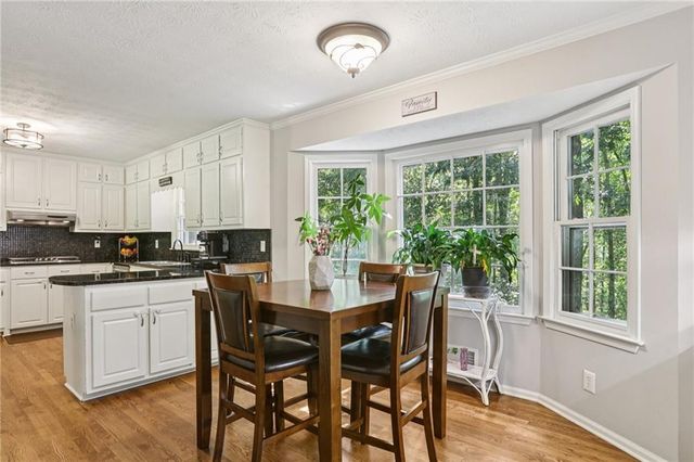 3284 Creekside Drive SE, Conyers, GA 30094