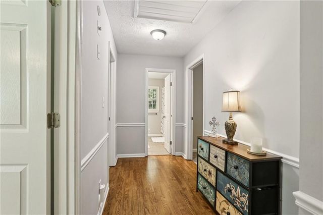 3284 Creekside Drive SE, Conyers, GA 30094