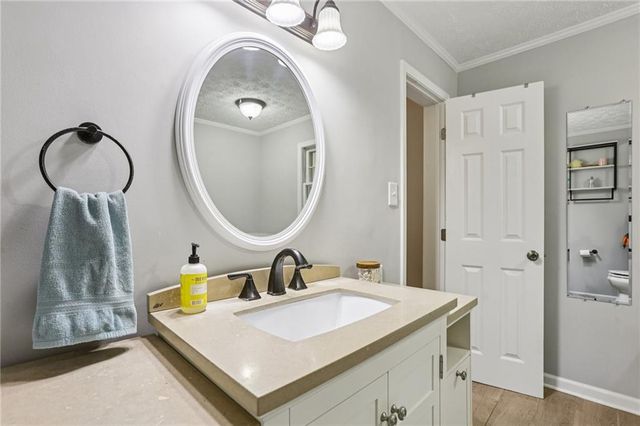 3284 Creekside Drive SE, Conyers, GA 30094