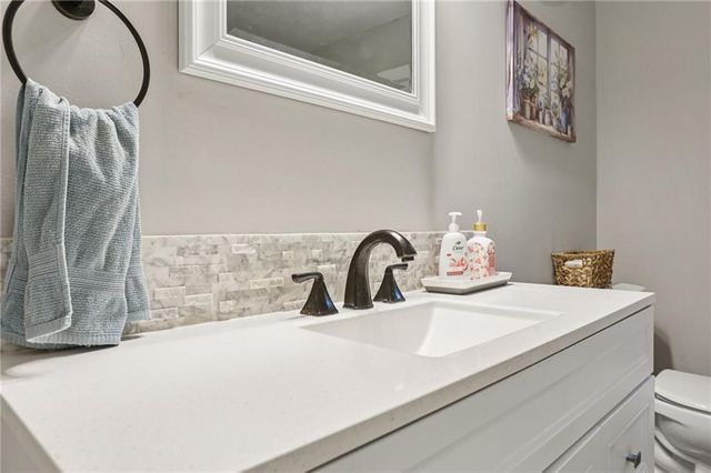 3284 Creekside Drive SE, Conyers, GA 30094