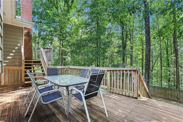 3284 Creekside Drive SE, Conyers, GA 30094