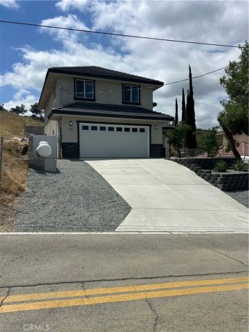 30492 Illinois Street, Lake Elsinore, CA 92530