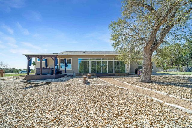 1123 Long Hollow, Canyon Lake, TX 78133