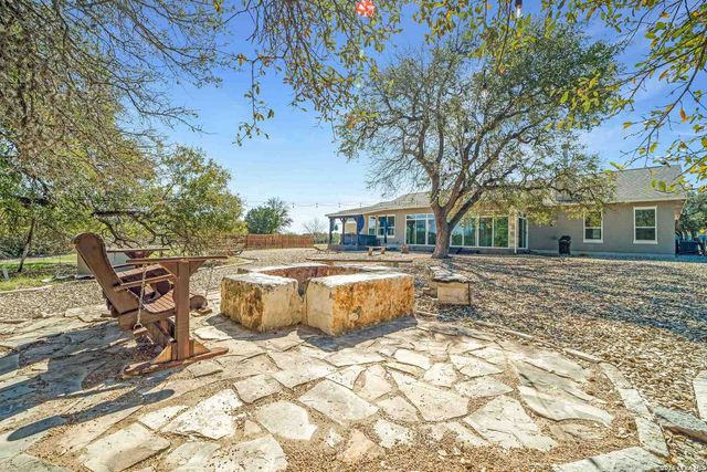 1123 Long Hollow, Canyon Lake, TX 78133