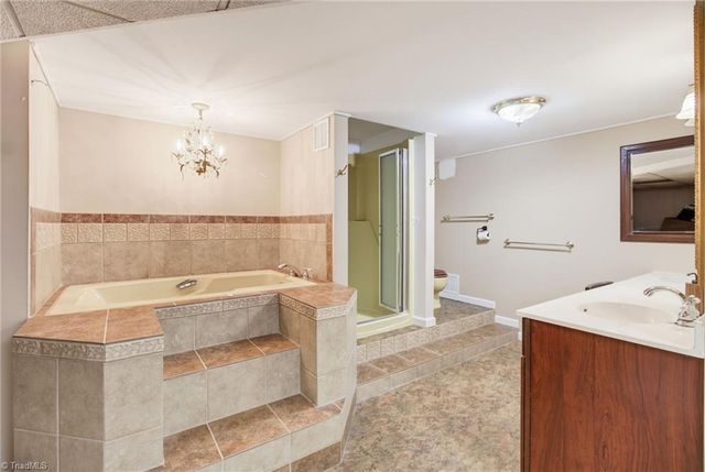 4061 Arden Street, Clemmons, NC 27012