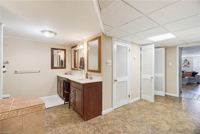 4061 Arden Street, Clemmons, NC 27012