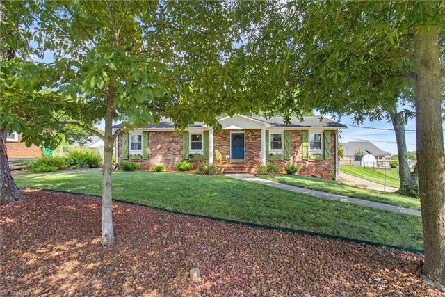 4061 Arden Street, Clemmons, NC 27012