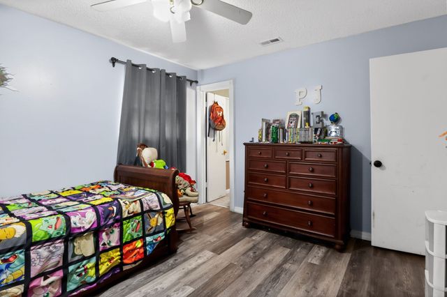 3106 Sycamore View Ct, Knoxville, TN 37921