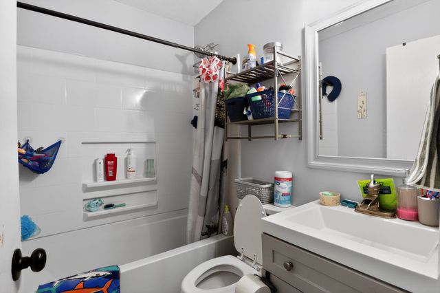 3106 Sycamore View Ct, Knoxville, TN 37921