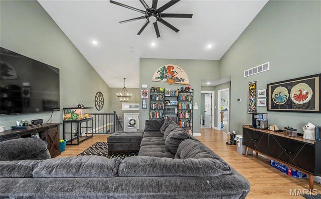 203 Majestic, Waynesville, MO 65583