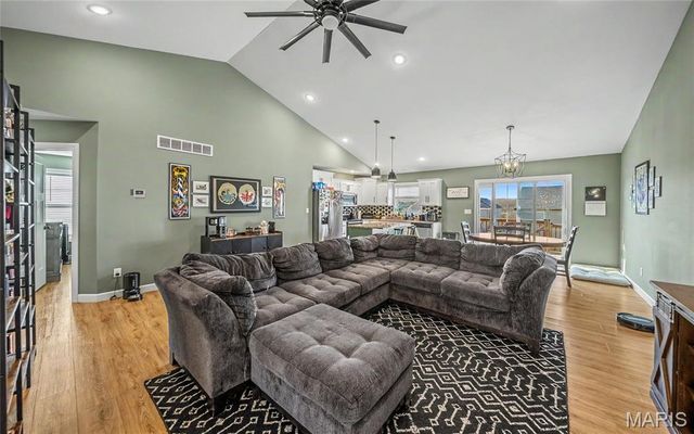 203 Majestic, Waynesville, MO 65583