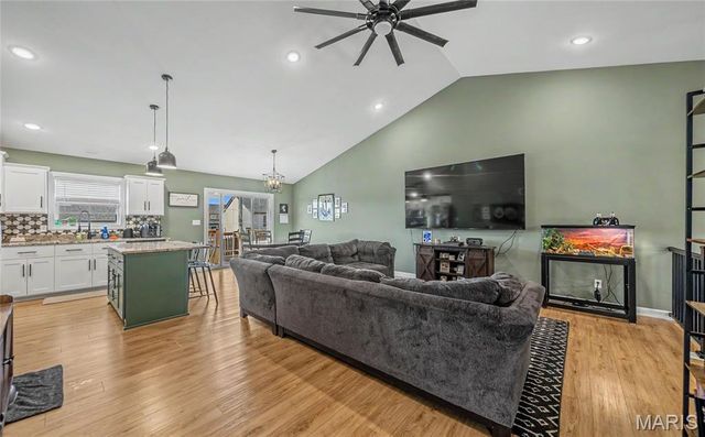 203 Majestic, Waynesville, MO 65583