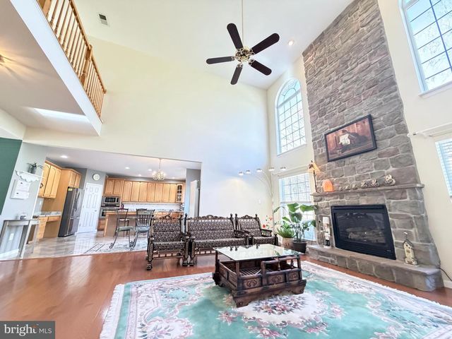 8420 SUMMER BREEZE PL, Manassas, VA 20112