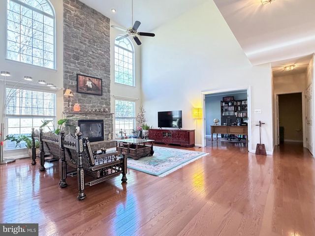 8420 SUMMER BREEZE PL, Manassas, VA 20112