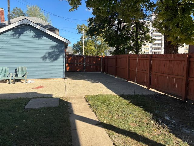 2052 Pleasant Avenue, Hamilton, OH 45015
