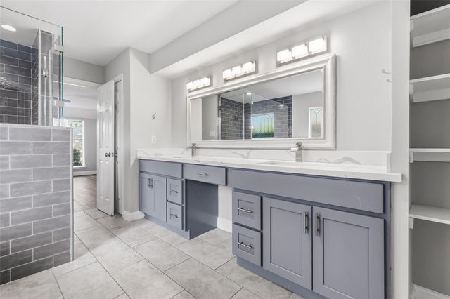 903 Crossroads Drive, Houston, TX 77079
