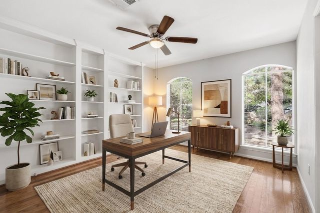 903 Crossroads Drive, Houston, TX 77079