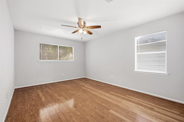 903 Crossroads Drive, Houston, TX 77079