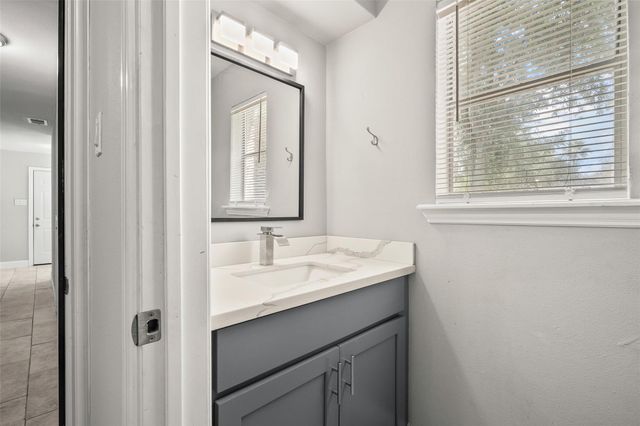 903 Crossroads Drive, Houston, TX 77079