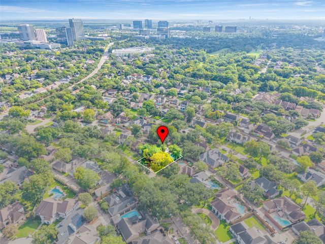 903 Crossroads Drive, Houston, TX 77079