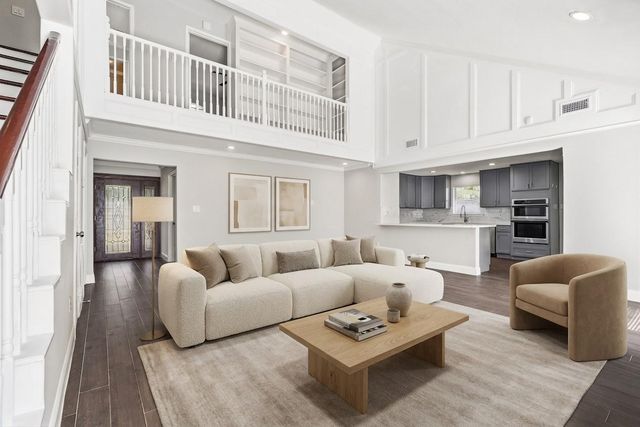 903 Crossroads Drive, Houston, TX 77079