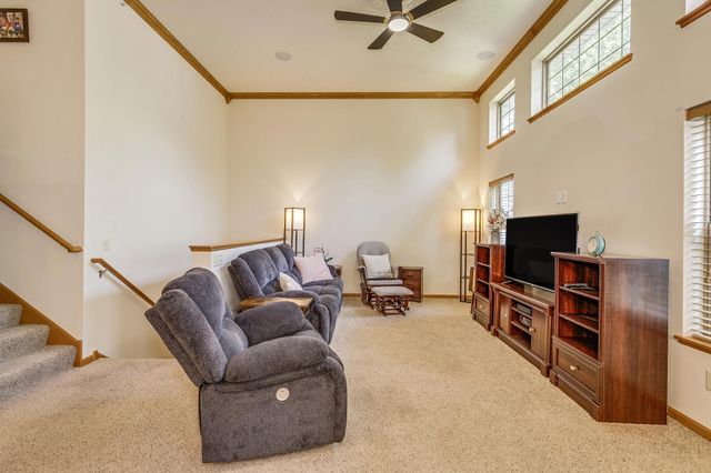 3143 Frontier Drive, Woodbury, MN 55129