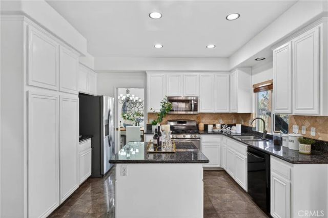 821 Basetdale, Whittier, CA 90601