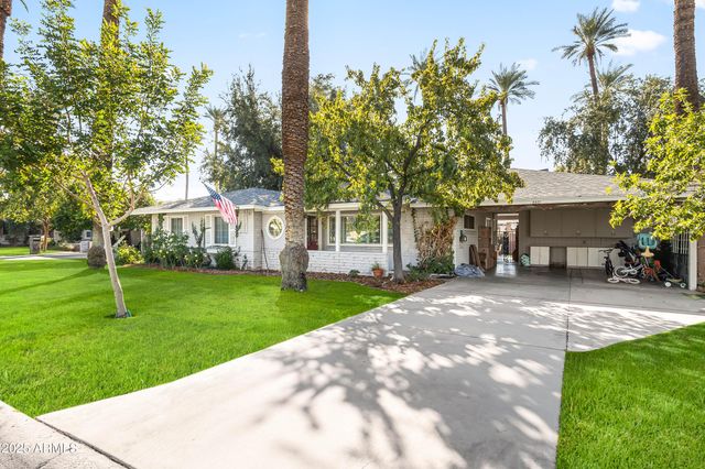 4631 E PINCHOT Avenue, Phoenix, AZ 85018