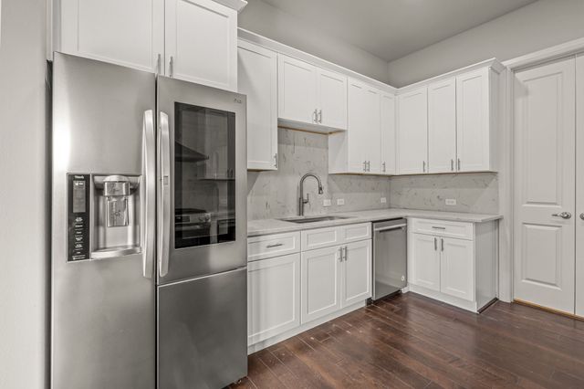 8604 Calvin Road, Irving, TX 75063