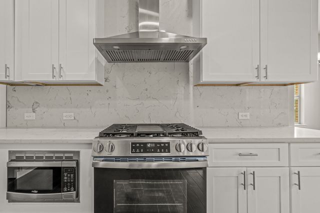 8604 Calvin Road, Irving, TX 75063